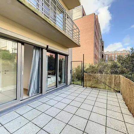 Apartment Charlie's Place -